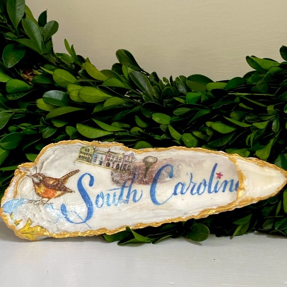 FREE WITH $50 PURCHASE SOUTH CAROLINA DECOUPAGE OYSTER SHELL TRINKET, RING DISH - Picture 5 of 9
